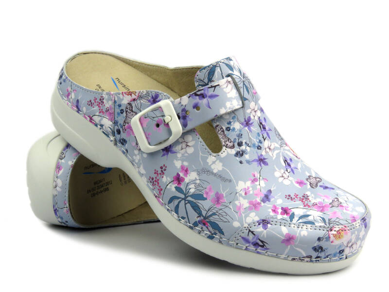 Bequeme medizinische Damen-Flip-Flops aus Leder – Nursing Care WG4AF18, lila mit Blumen