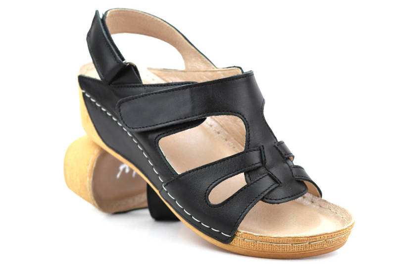 Damen-Ledersandalen mit weicher Innensohle – Agxbut 566, schwarz