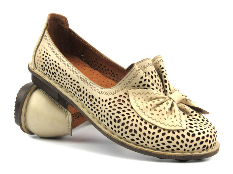 Durchbrochene Schuhe, Damenballerinas - Comfortabel 940320-08, beige